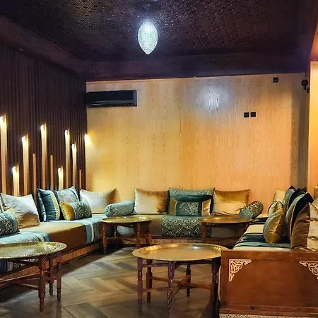 Hotel Les Ambassadeurs-2