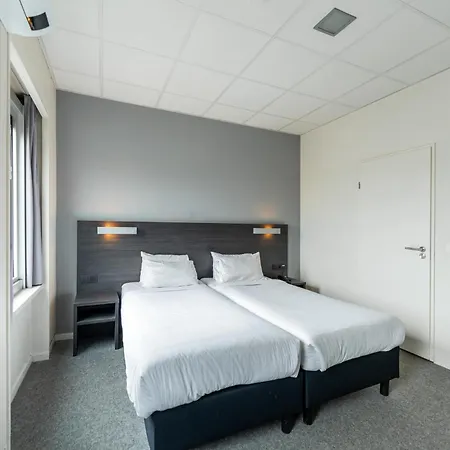 Antwerp Harbour Hotel-3