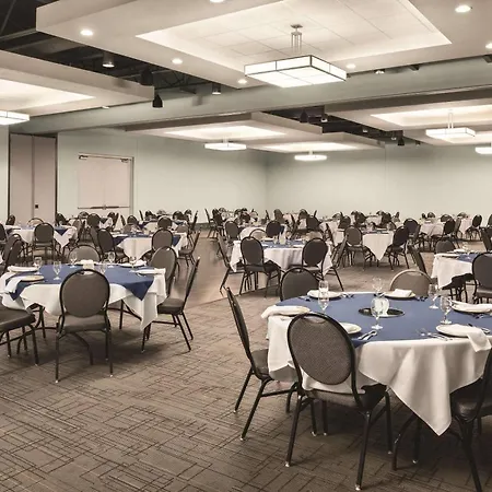 Radisson Hotel And Conference Center Fond Du Lac-3