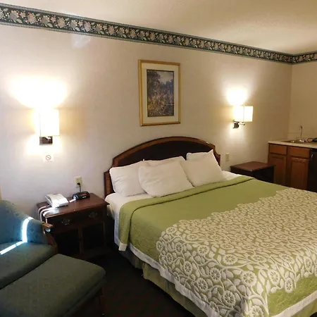 Days Inn By Wyndham Lexington Ne-3