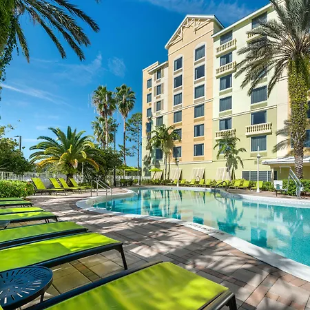 Comfort Suites Maingate East-3
