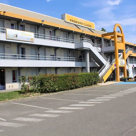 Premiere Classe St Quentin en Yvelines Elancourt-2