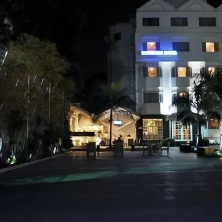 Highgates Hotel-2