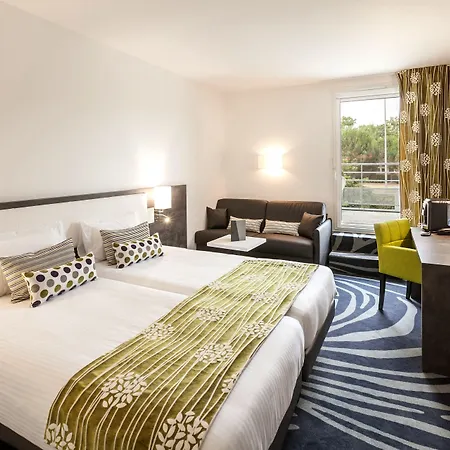 Au Comté d'Ornon Hôtel&Spa-2
