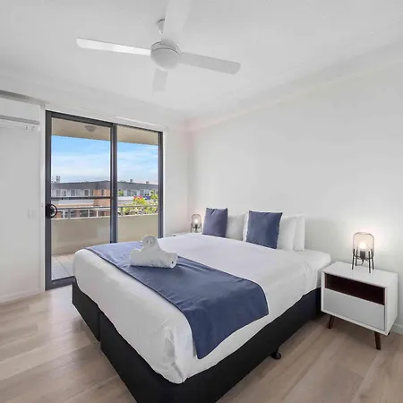 Pacific Marina Apartments-3