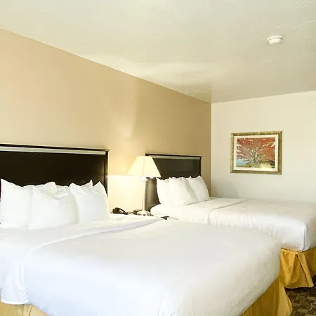Quality Inn Vernal Near Dinosaur National Monument-2