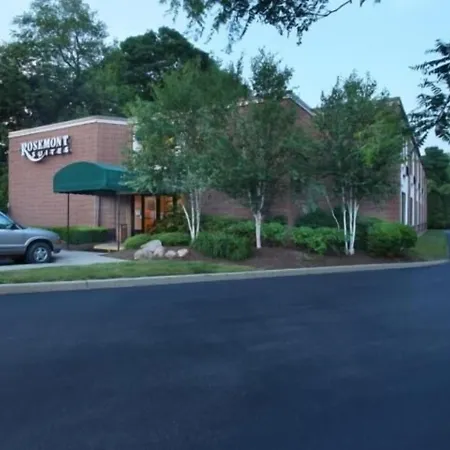 Rosemont Suites-3