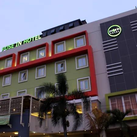 Pose In Hotel Solo-3