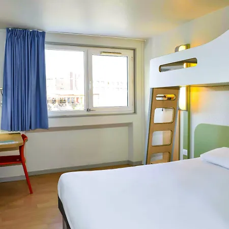 Ibis Budget Bordeaux Lac-3