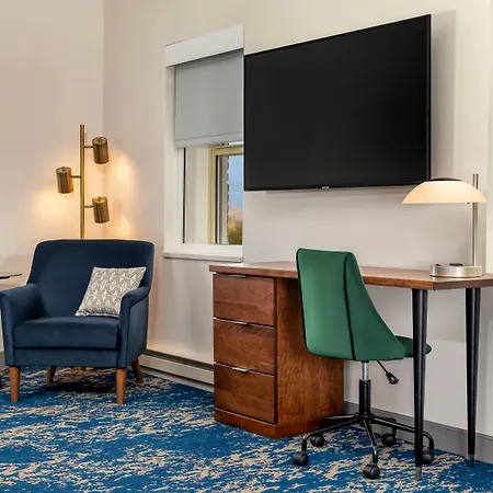 Hotel Elkhart, Tapestry Collection By Hilton-3