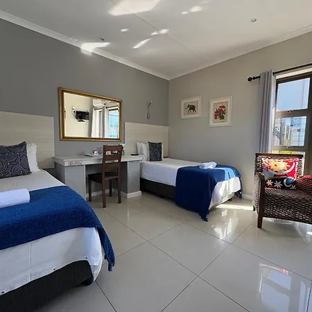 Le Blue Guesthouse-2