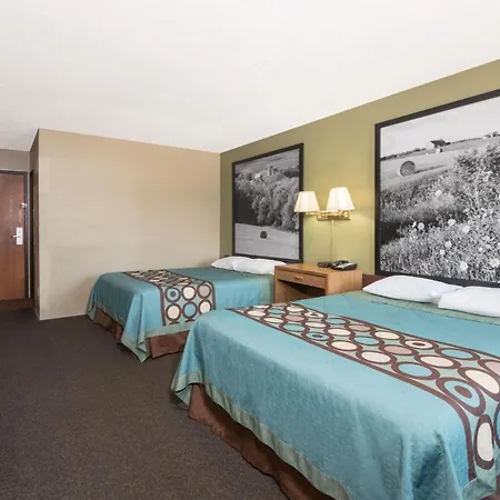 Super 8 By Wyndham Milbank Sd-2