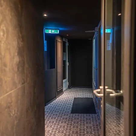 Adrett Hotel Koenigsallee-3