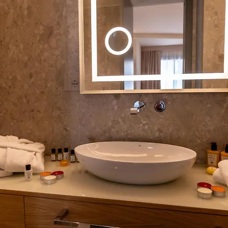 Columbus Urban Resort-2