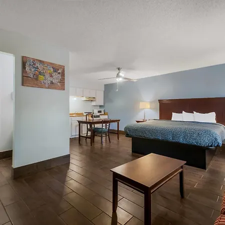 Econo Lodge Inn & Suites Fulton - Rockport-3