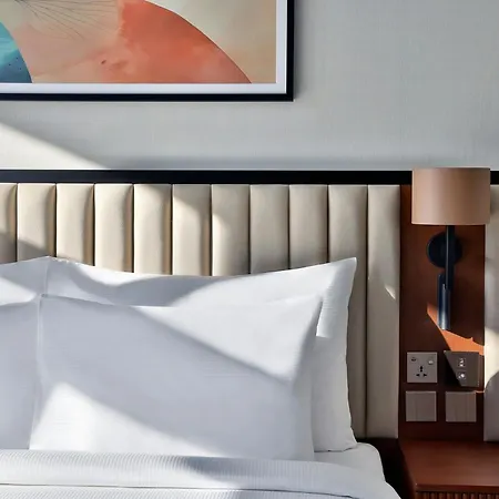 The First Collection Waterfront, Dubai, A Tribute Portfolio Hotel-3