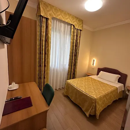 Hotel Riviera-2