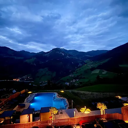 Hotel Alpenklang-2