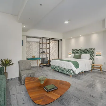 Maison 66, Riviera Hotels-2