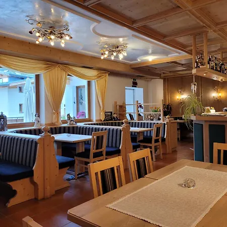 Hotel Garni Royal-3