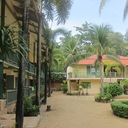 Best House Guesthouse Lanta-2
