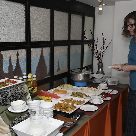 East Hotel-3