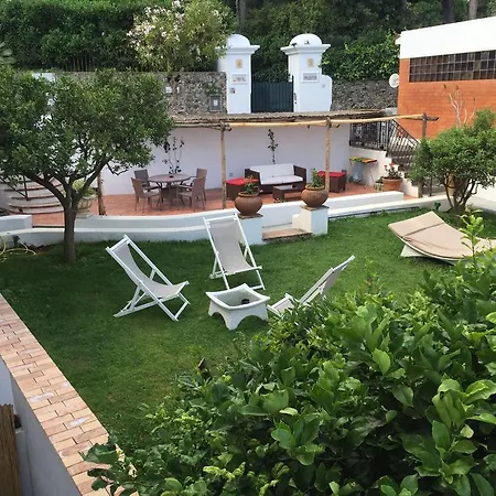 B&B Viale Axel Munthe-3