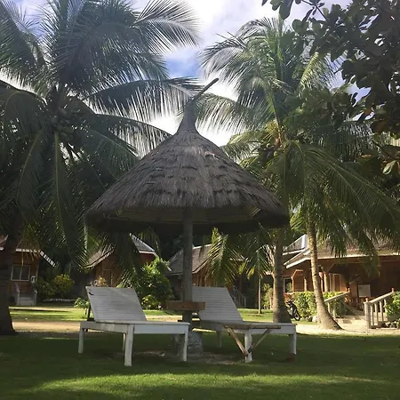 Cliff Side Beach Resort And Cottages-3