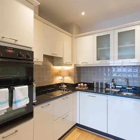 Jameson Court Apartments-2