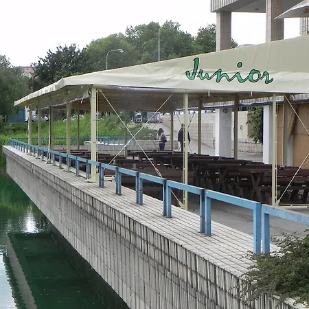 Garni Hotel Junior Bratislava-2
