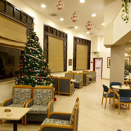 Ritz Hotel-2