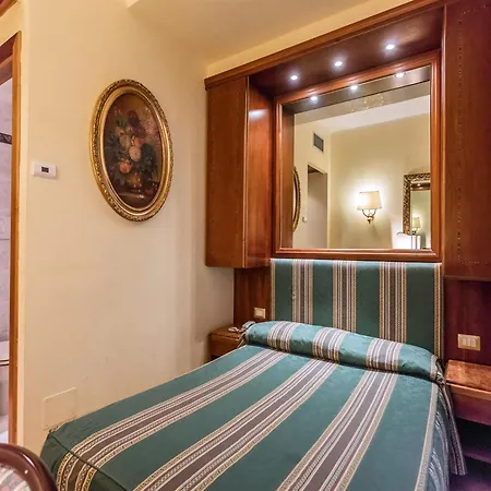 Raeli Hotel Noto-2