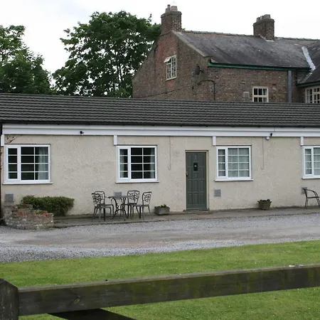 The Manor Guest House-3