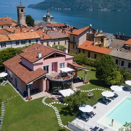 Villa Costantina With Heated Pool-3