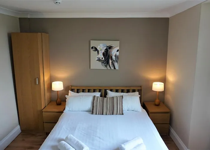 Rooms At The Angel Cardigan