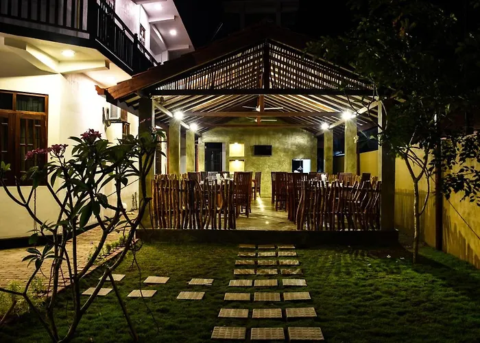 Aqua Glory Hotel Negombo