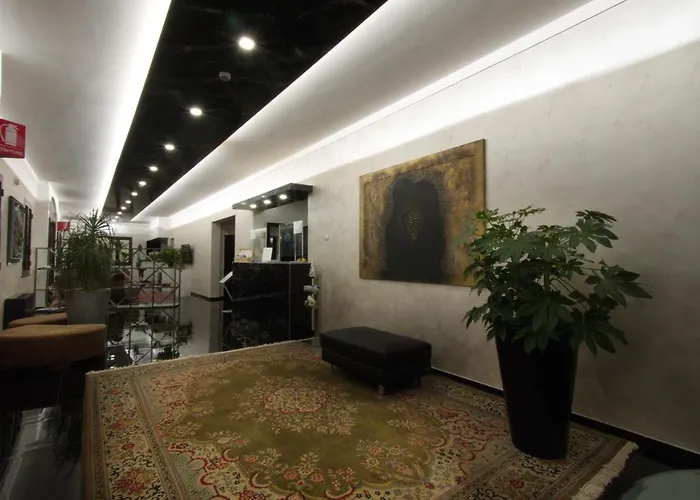 Hotel Versailles