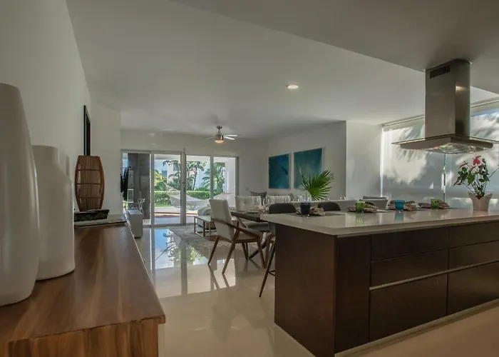 Mareazul Beach Front Condos At Playa Del Carmen