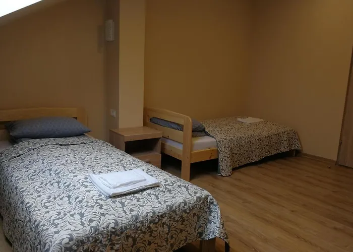 Viesbutis Kelyje