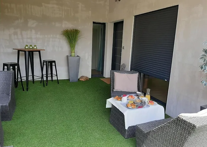 La Villa Claudia Jardin et Spa