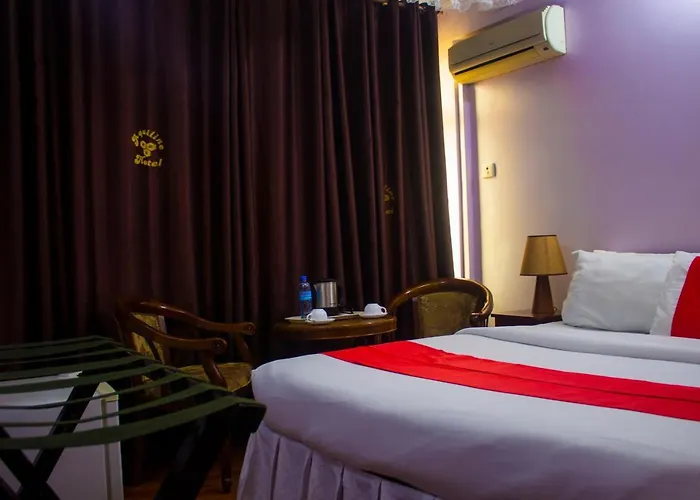 New Hotel Aquiline
