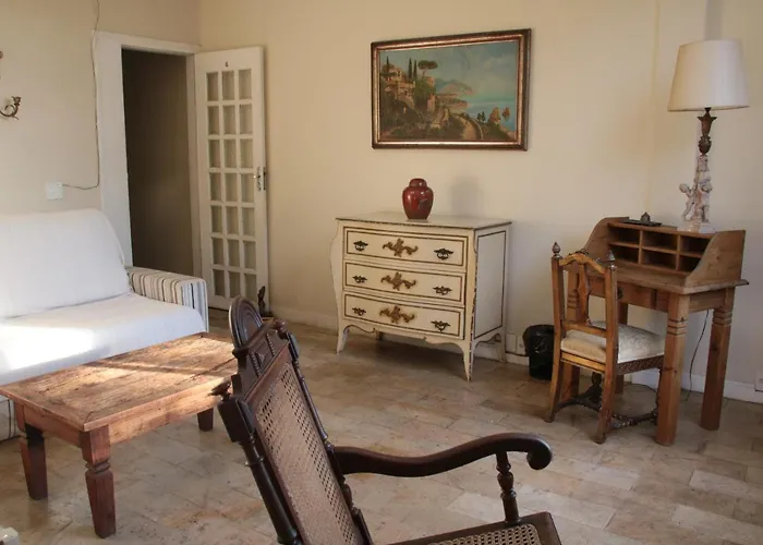 Hotelinho Urca Guest House