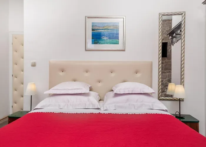 Captain'S Guest House