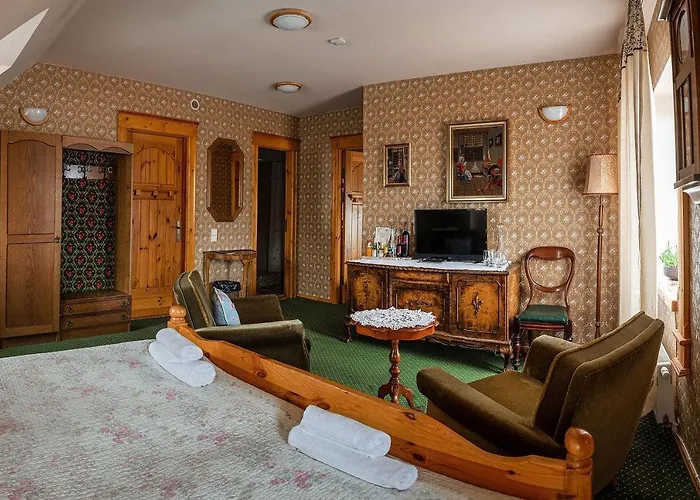 Pakruojis Manor Hotel Miller'S House