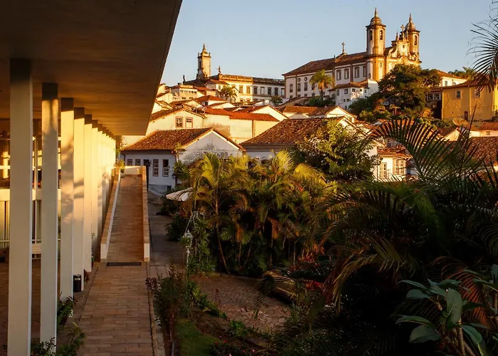 Grande Hotel De Ouro Preto - 80 Anos