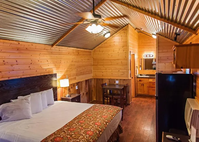 Lone Star Lodge