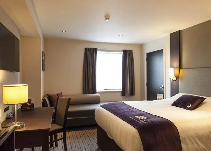 Premier Inn Watford North