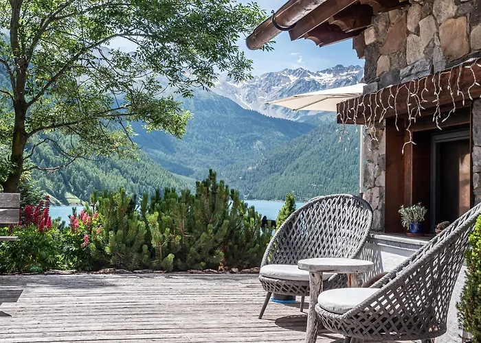 Hotel & Chalets Edelweiss