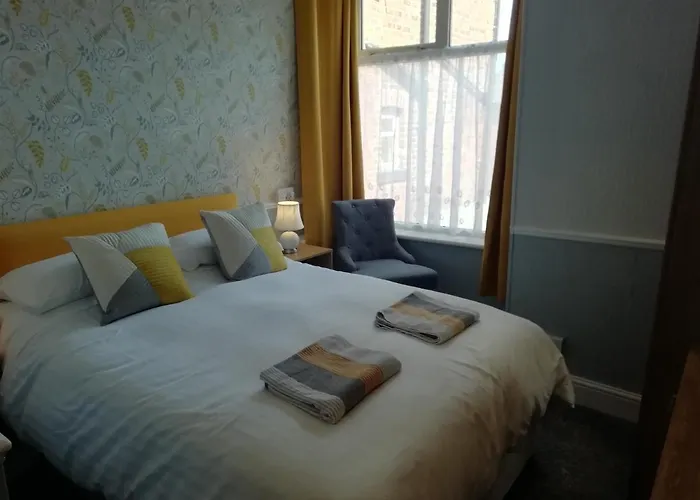 Shirley Heights Hotel