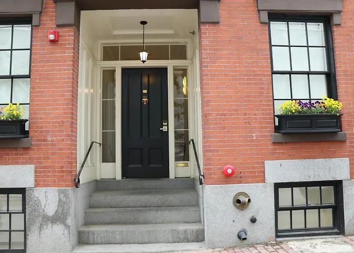 Charming & Stylish Studio On Beacon Hill #3